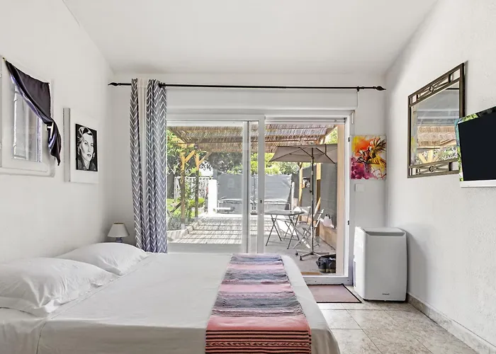 Apartmán Pinede Romane